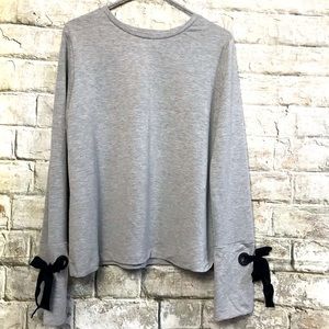 NEW And Away Gray Bell Sleeve Pullover Sz Lg